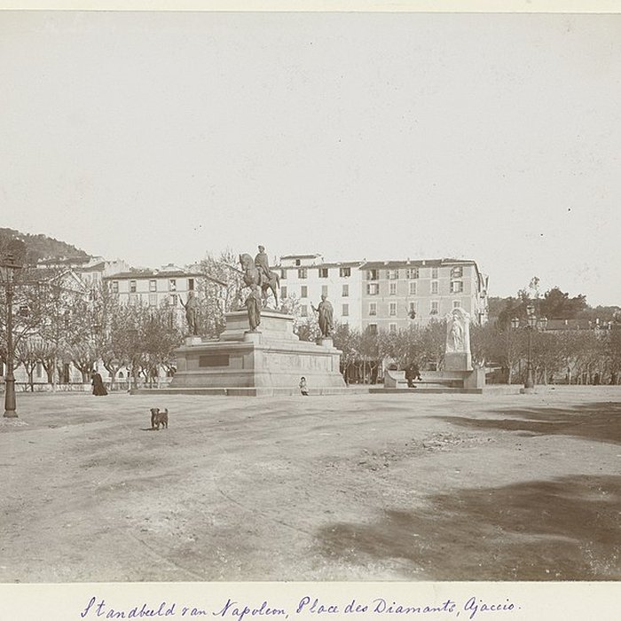 Photo de Monument commémoratif Napoléon 1er et ses frères