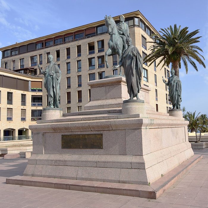 Photo de Monument commémoratif Napoléon 1er et ses frères