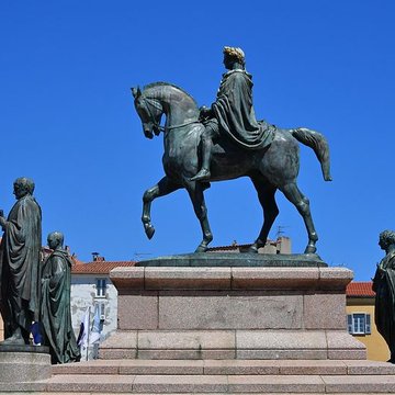 Monument commémoratif Napoléon 1er et ses frères