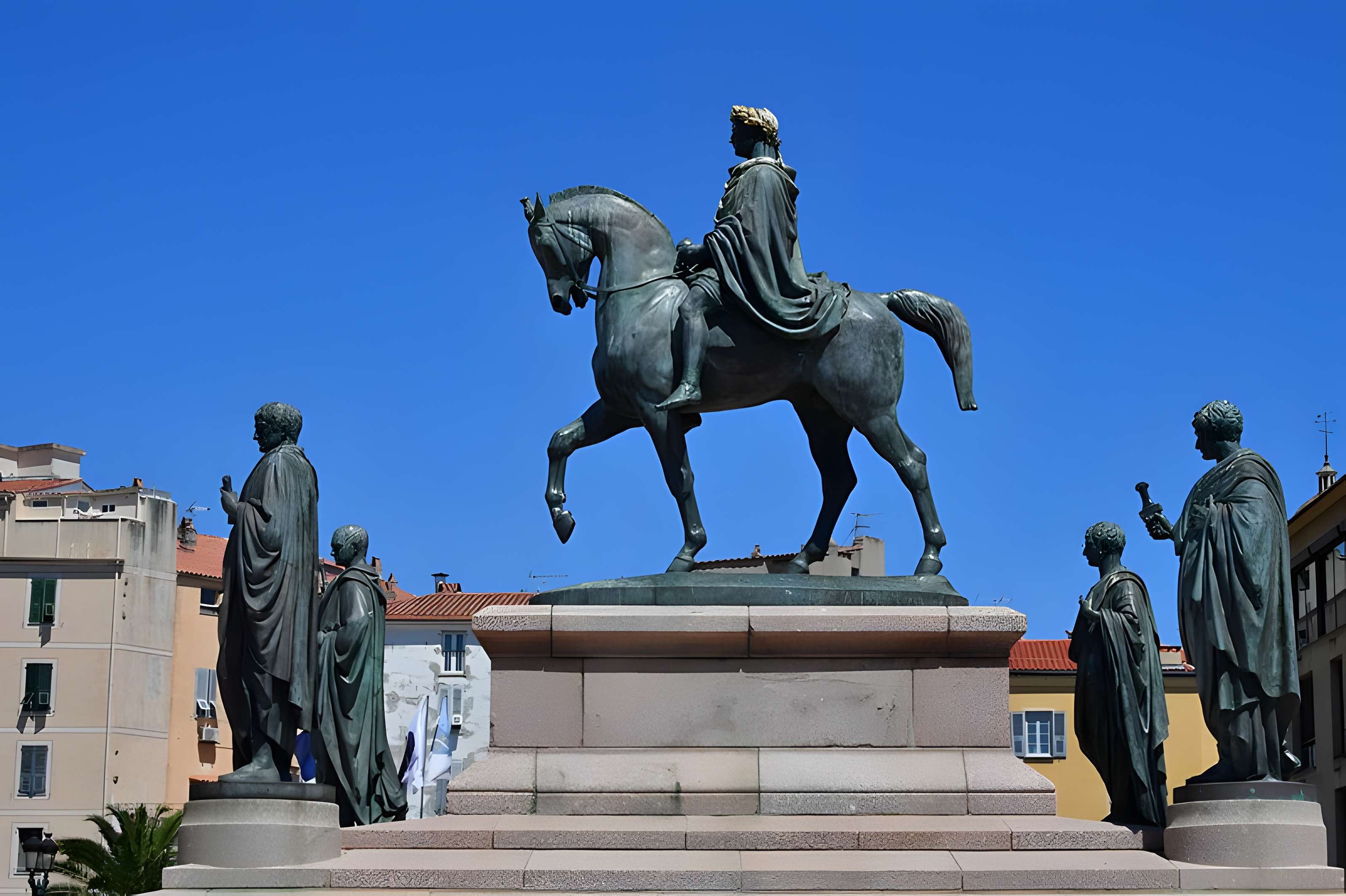 Monument commémoratif Napoléon 1er et ses frères
