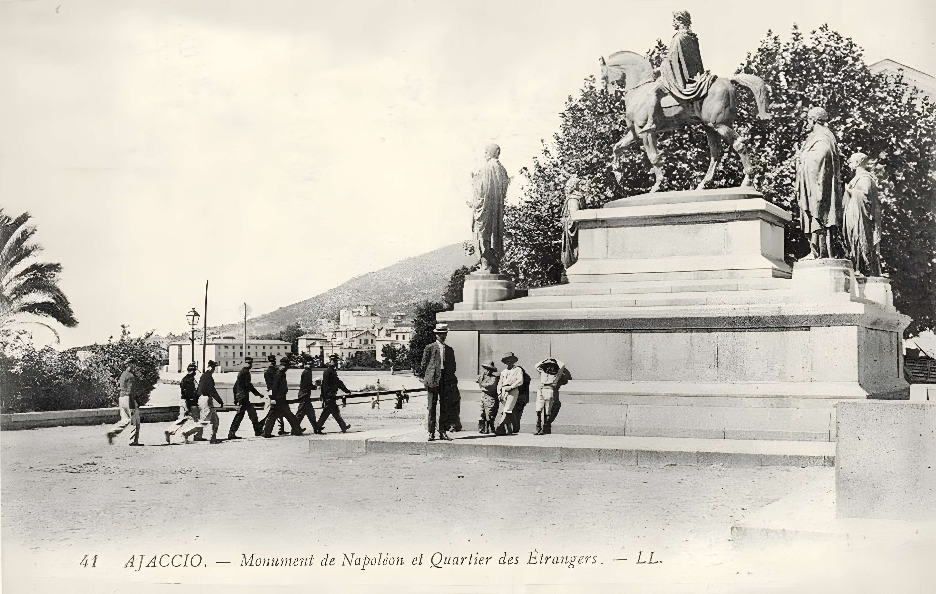 Monument commémoratif Napoléon 1er et ses frères