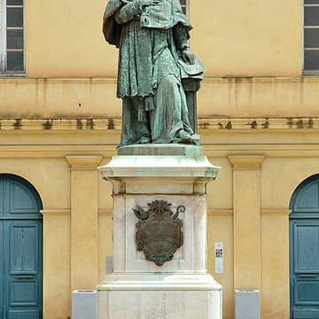 Statue du cardinal Fesch