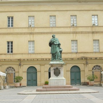 Statue du cardinal Fesch