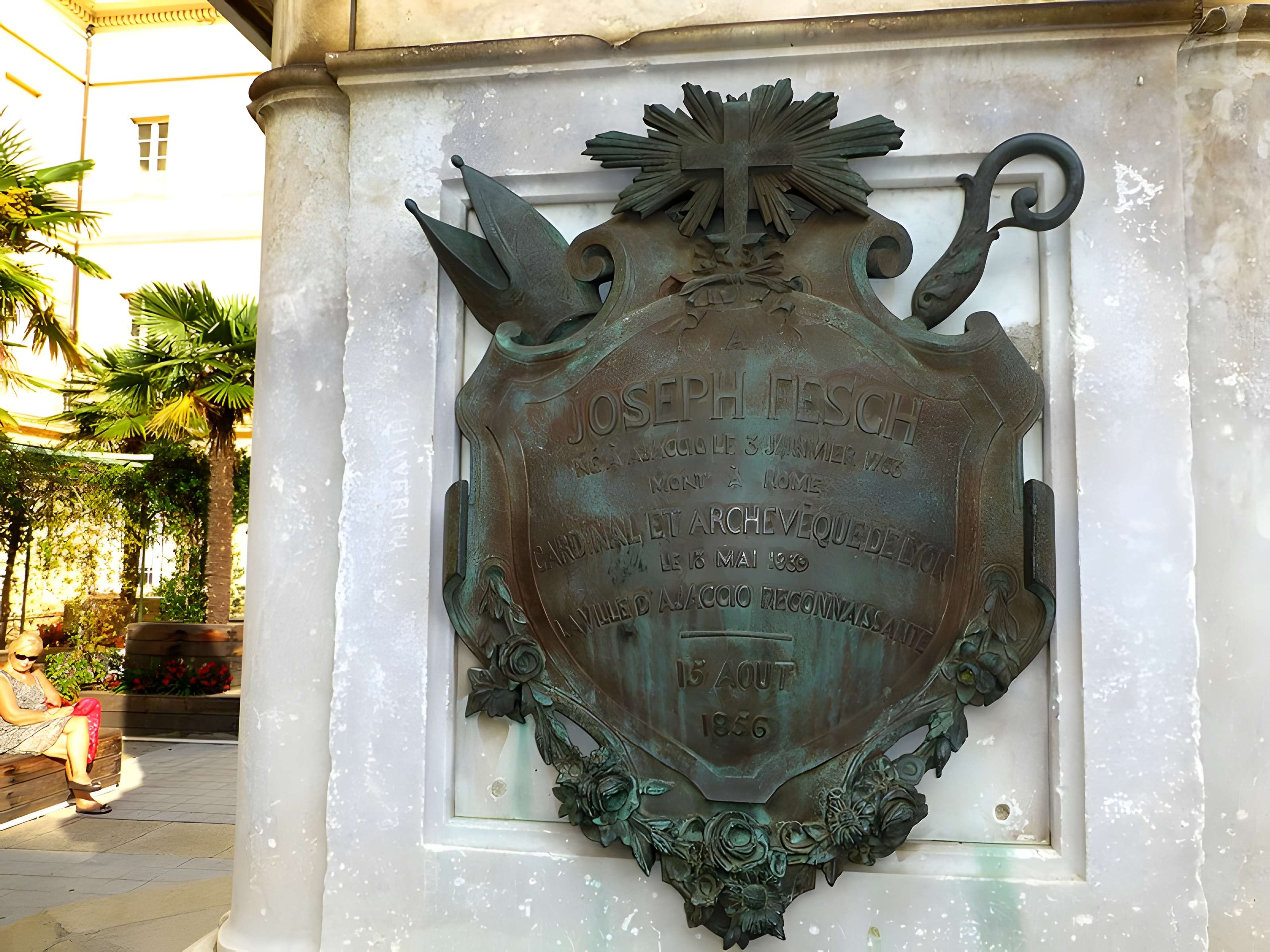 Statue du cardinal Fesch