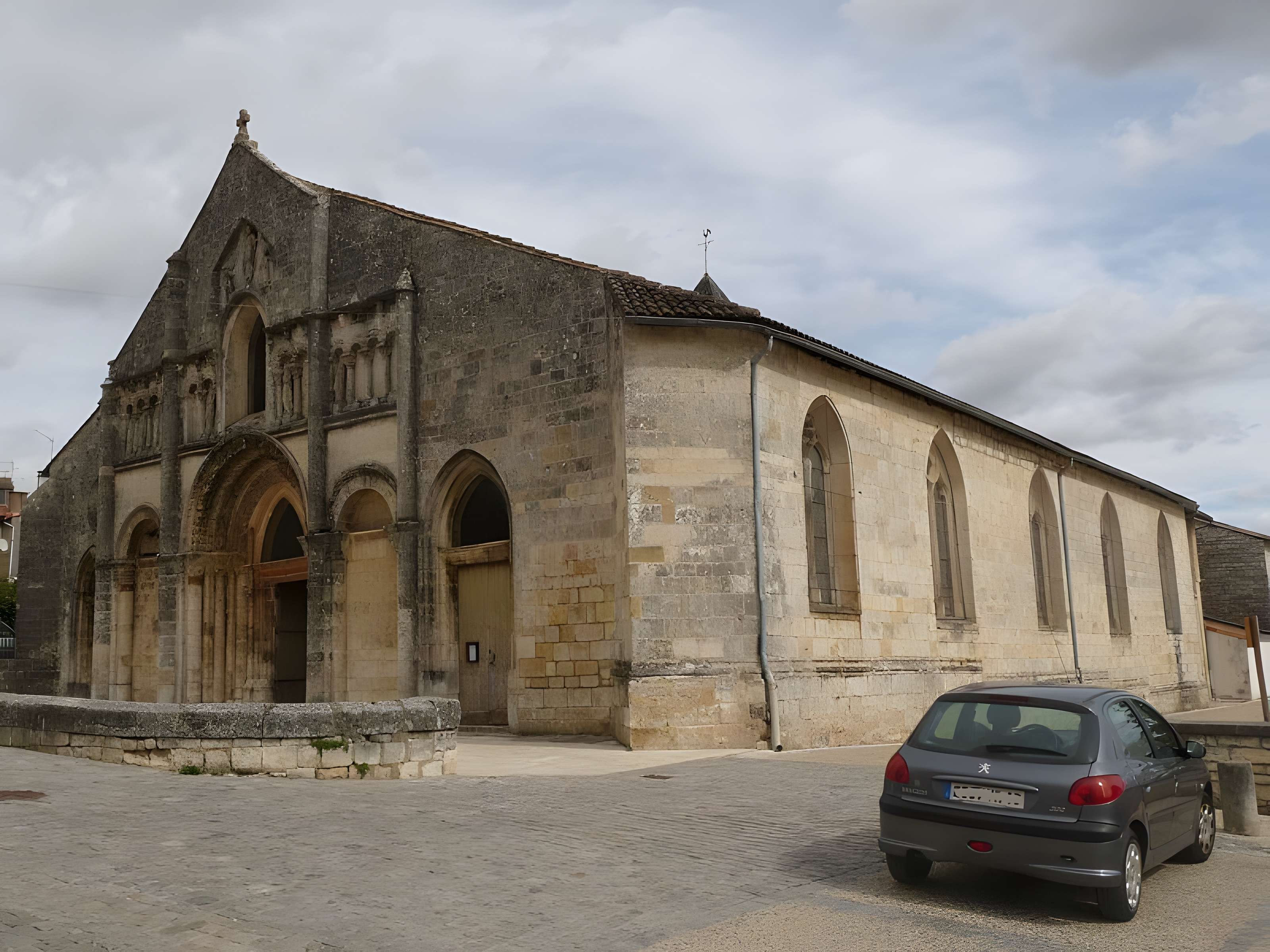 Église Saint-André de Ruffec 