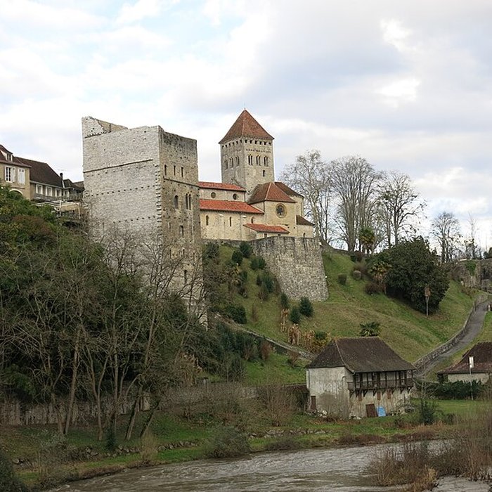 Photo de Église Saint-André de Sauveterre-de-Béarn