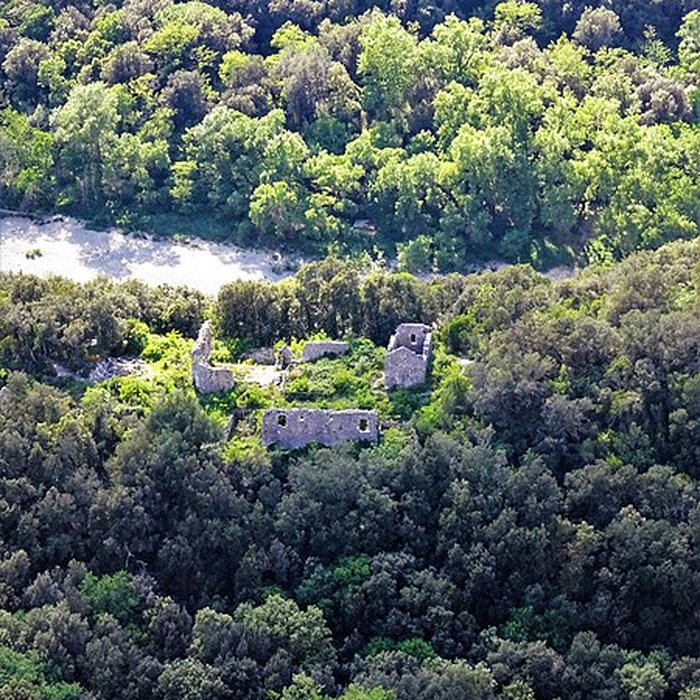 Photo de Vestiges ruines du site de la Magdeleine