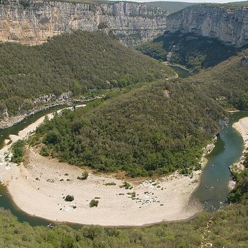 Vestiges ruines du site de la Magdeleine