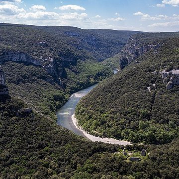 Vestiges ruines du site de la Magdeleine