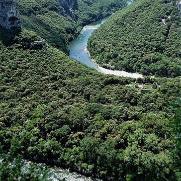Vestiges ruines du site de la Magdeleine
