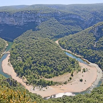 Vestiges ruines du site de la Magdeleine