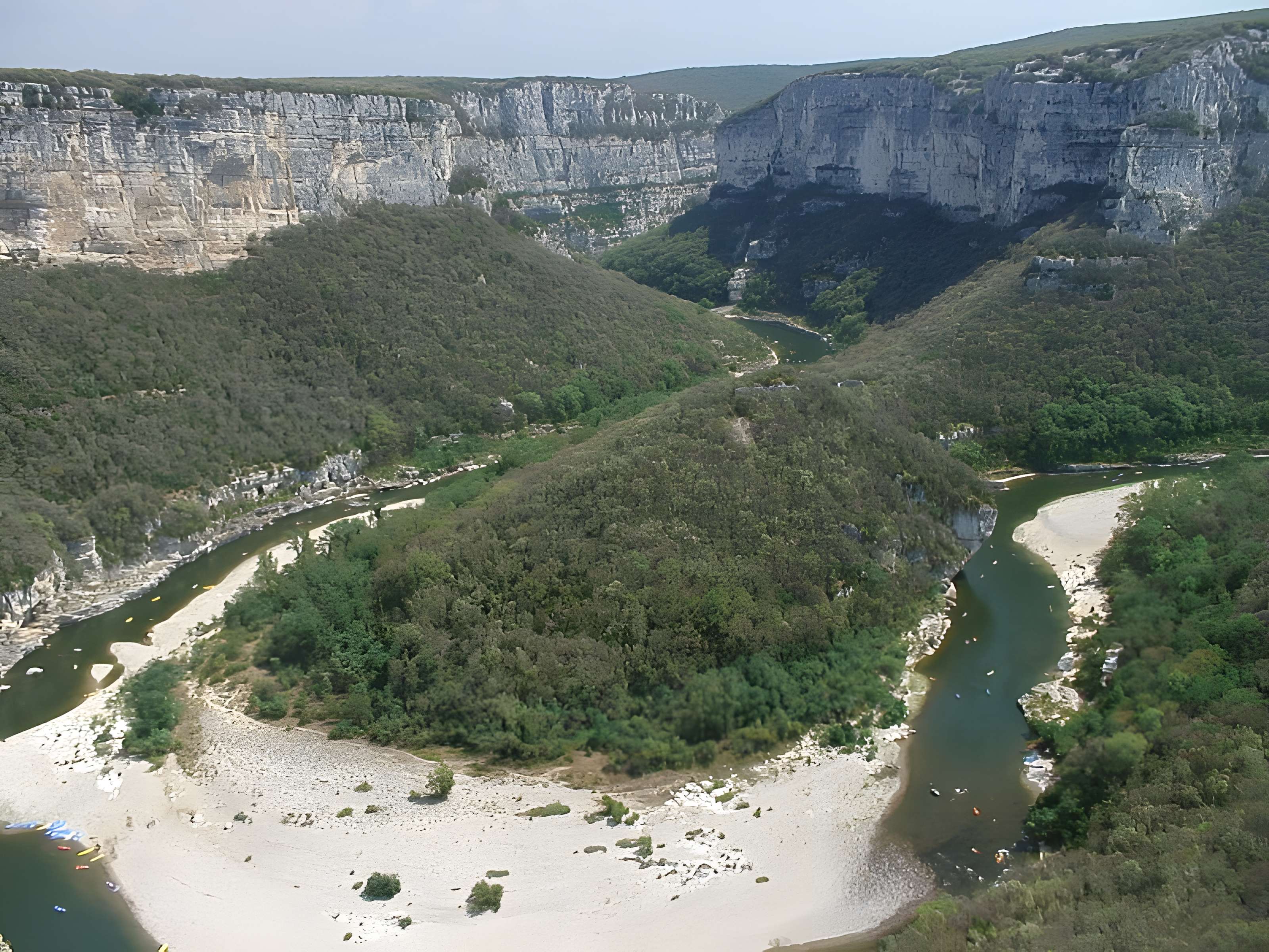 Vestiges (ruines) du site de la Magdeleine
