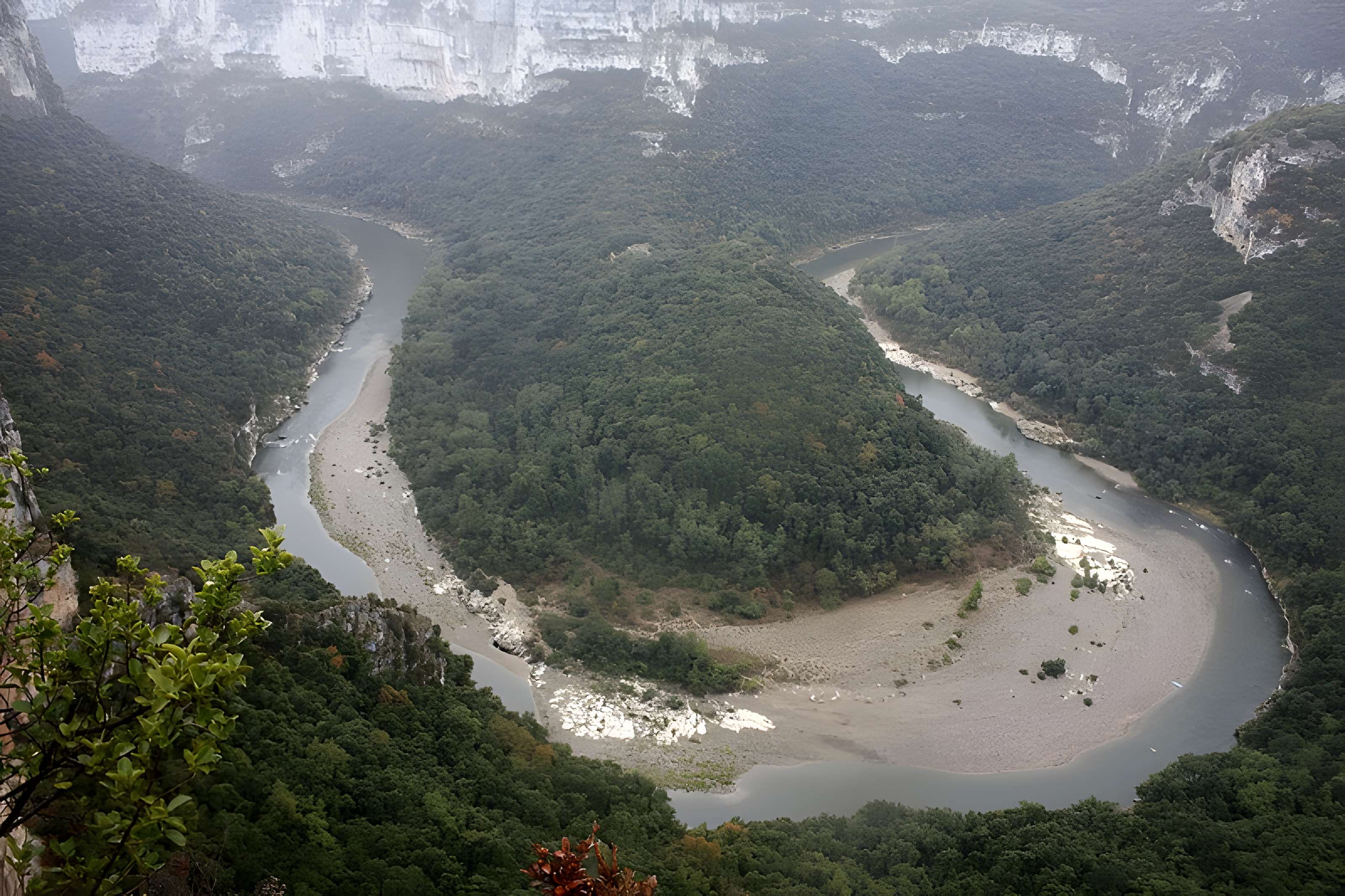 Vestiges (ruines) du site de la Magdeleine