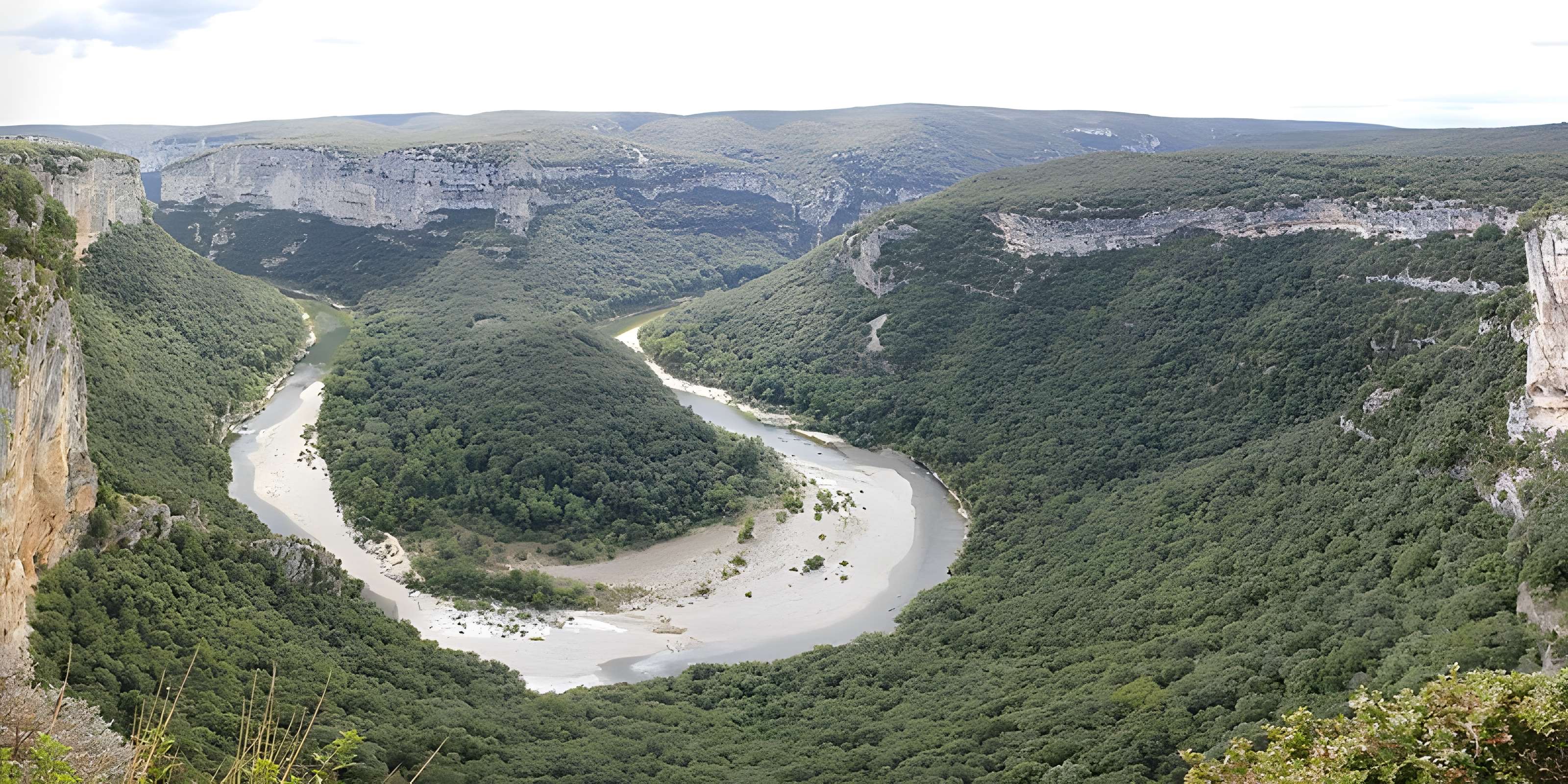 Vestiges (ruines) du site de la Magdeleine