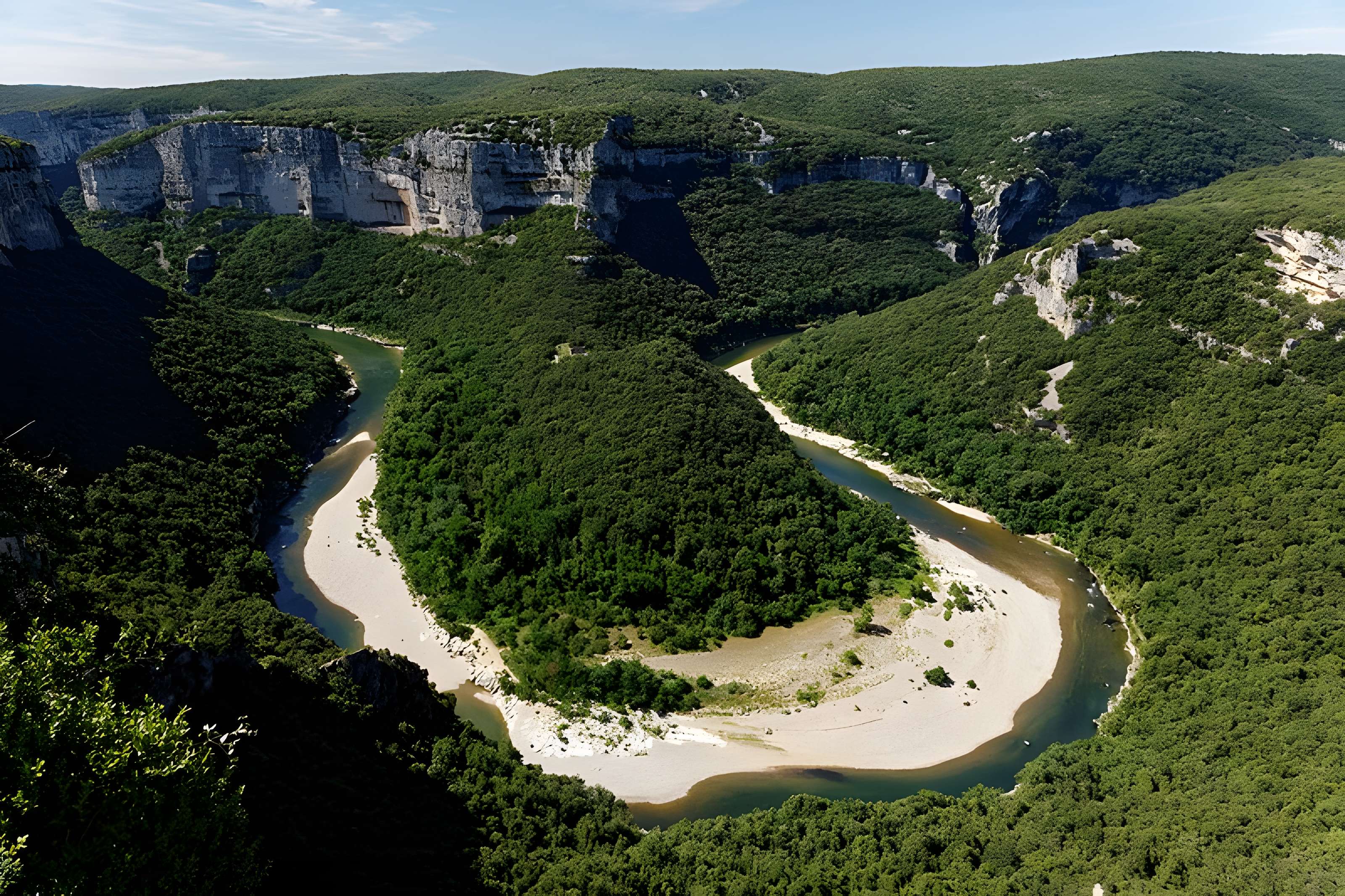 Vestiges (ruines) du site de la Magdeleine