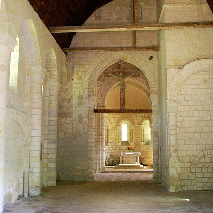 Photo de Église Saint-Aubin de Trèves