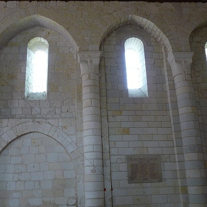 Photo de Église Saint-Aubin de Trèves