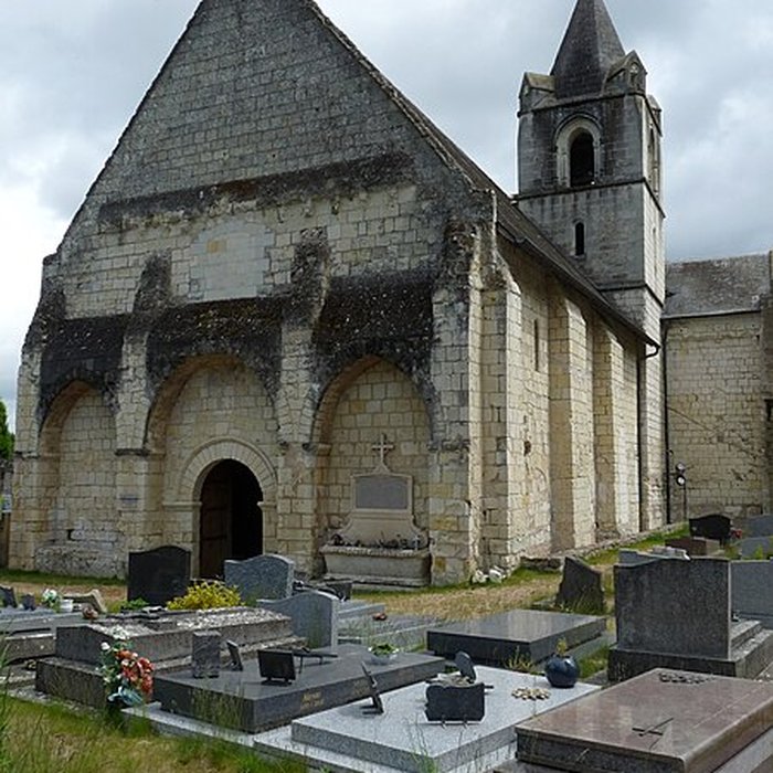 Photo de Église Saint-Aubin de Trèves
