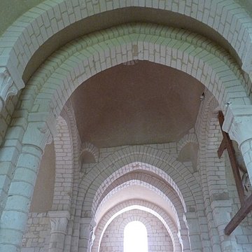 Église Saint-Aubin de Trèves