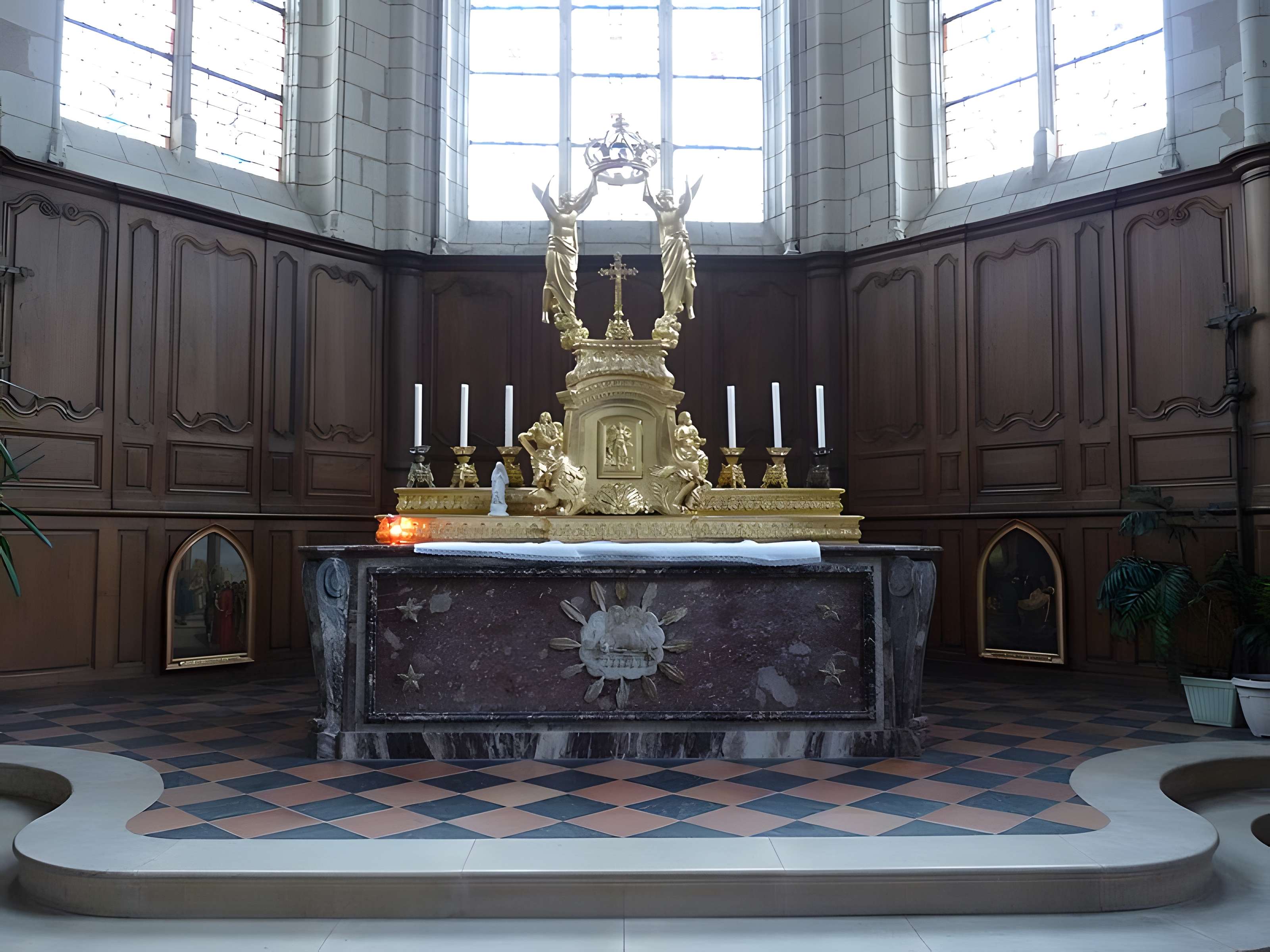Église Saint-Aubin des Ponts-de-Cé