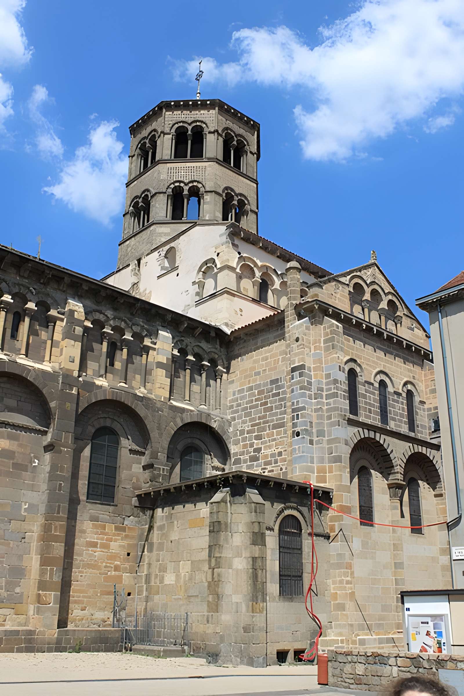 Église Saint-Austremoine d'Issoire