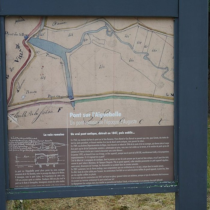 Photo de Tronçon de la Via Domitia également sur communes de Jonquières-Saint-Vincent et Beaucaire, dans le Gard, et Castelnau-le-Lez, dans lHérault