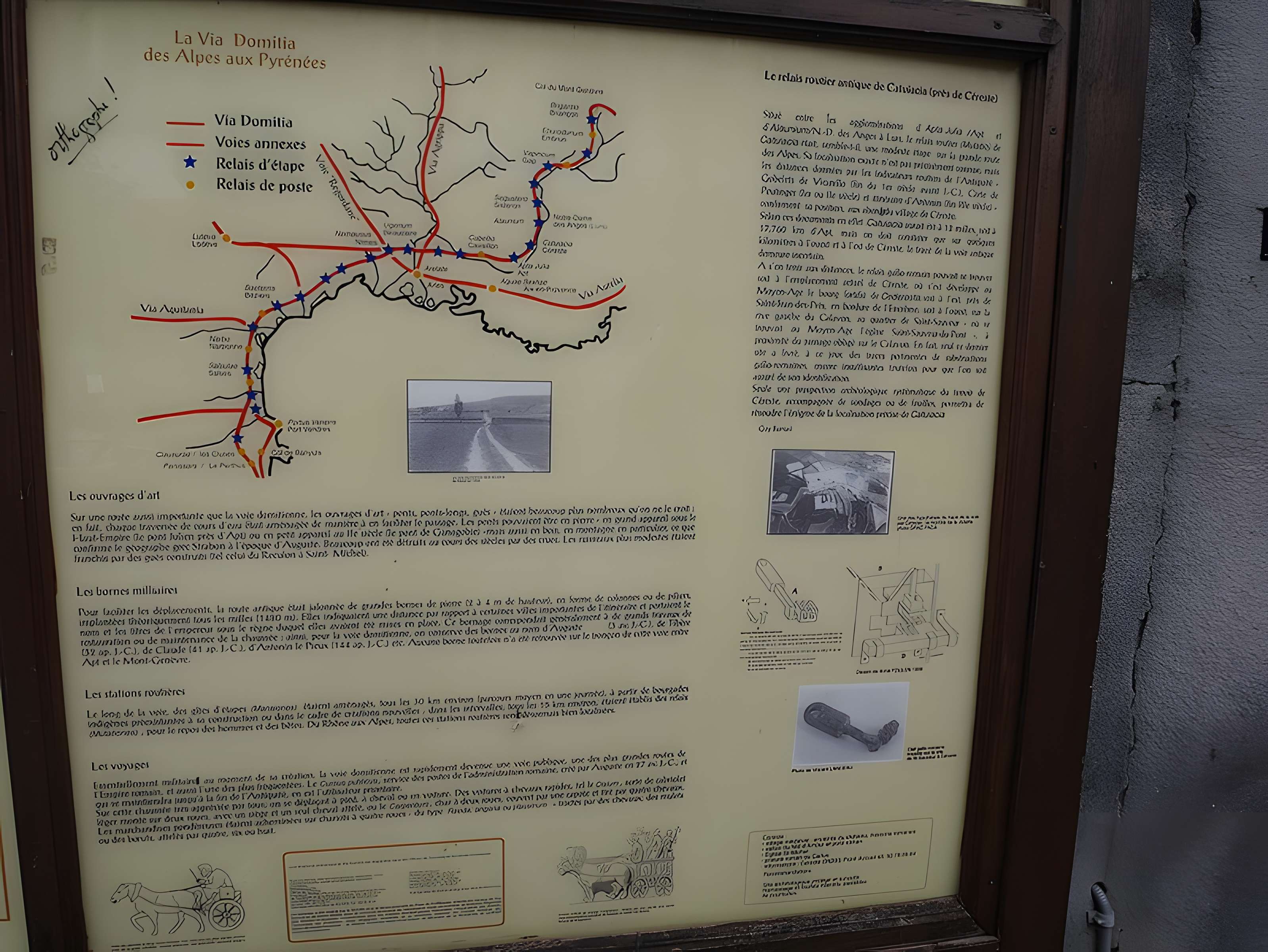 Tronçon de la Via Domitia (également sur communes de Jonquières-Saint-Vincent et Beaucaire, dans le Gard, et Castelnau-le-Lez, dans l'Hérault)