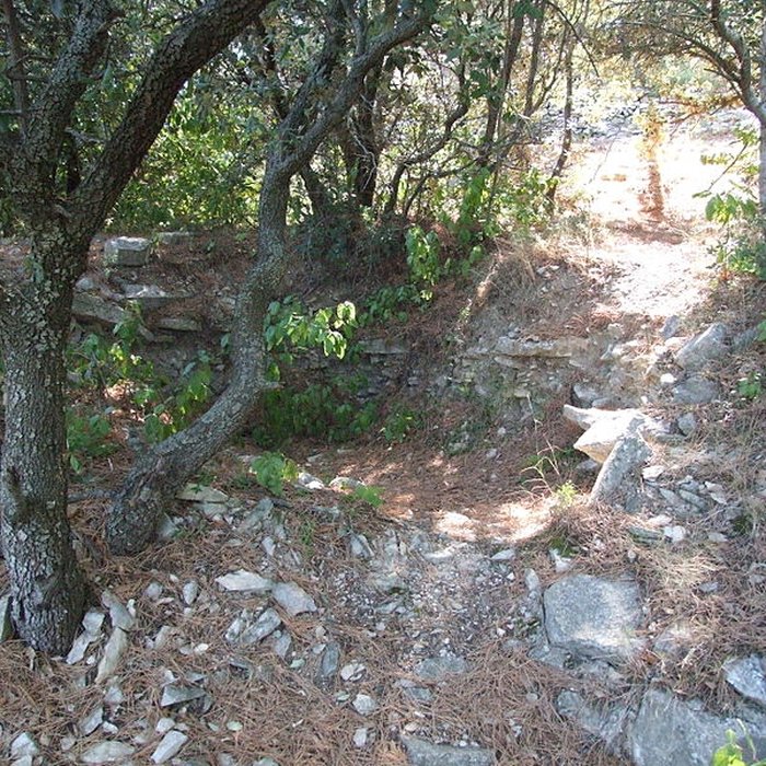 Photo de Oppidum de Roque de Viou également sur commune de Nages-et-Solorgues