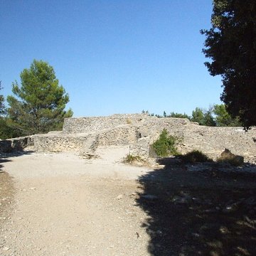 Oppidum de Roque de Viou également sur commune de Nages-et-Solorgues