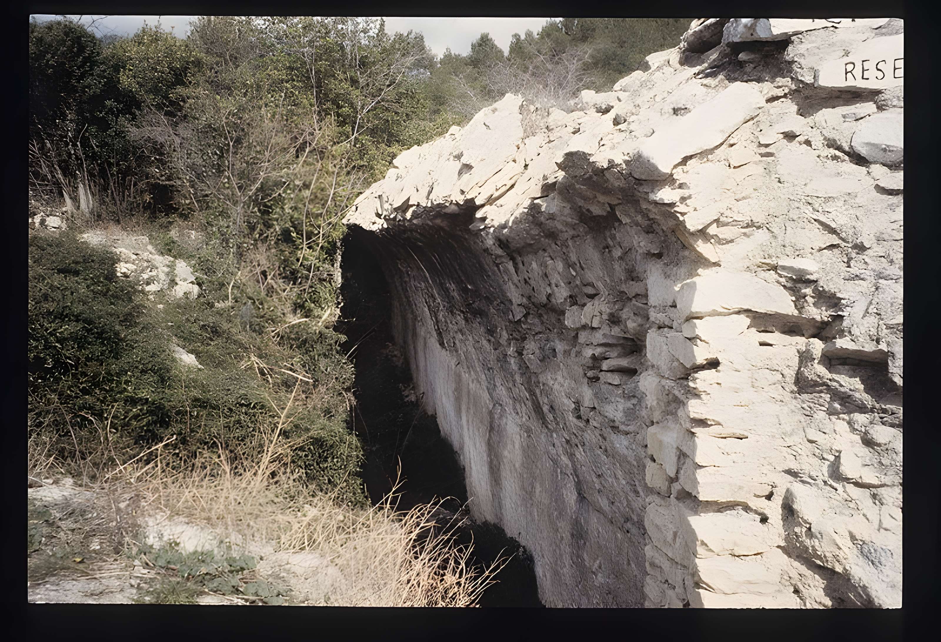 Oppidum de Roque de Viou (également sur commune de Nages-et-Solorgues)