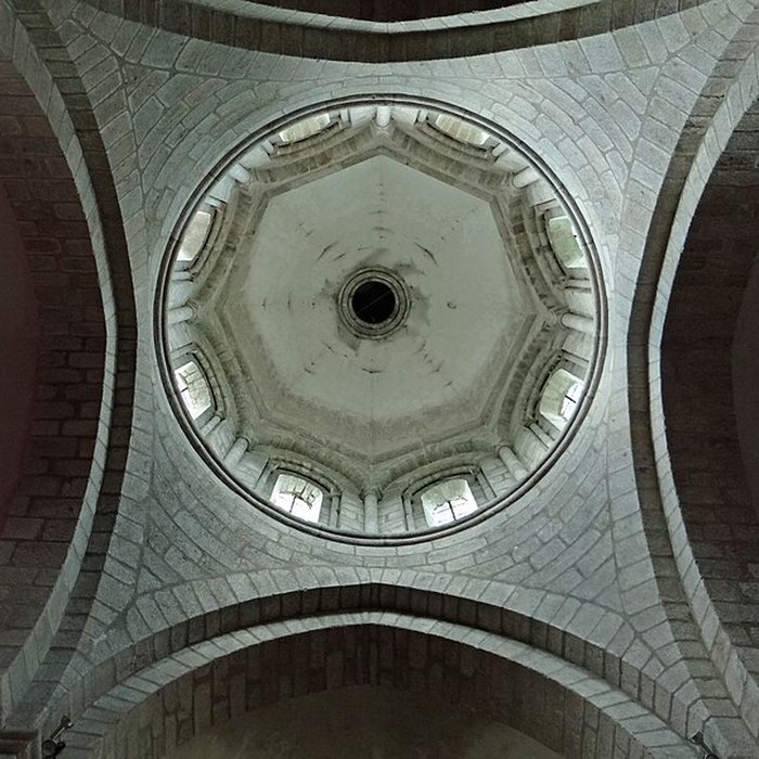 Photo de Église Saint-Barthélémy de Bénévent-lAbbaye