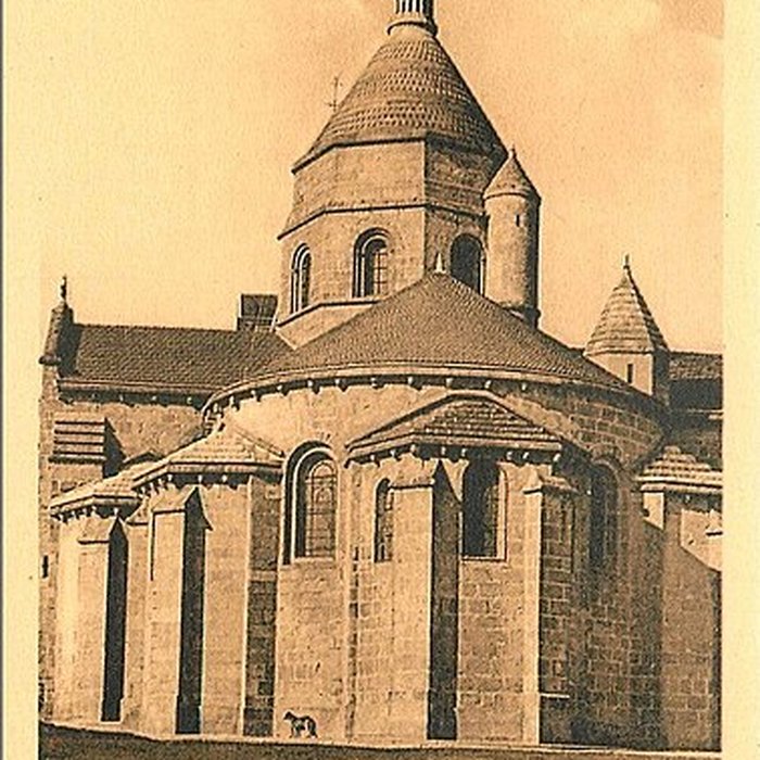 Photo de Église Saint-Barthélémy de Bénévent-lAbbaye