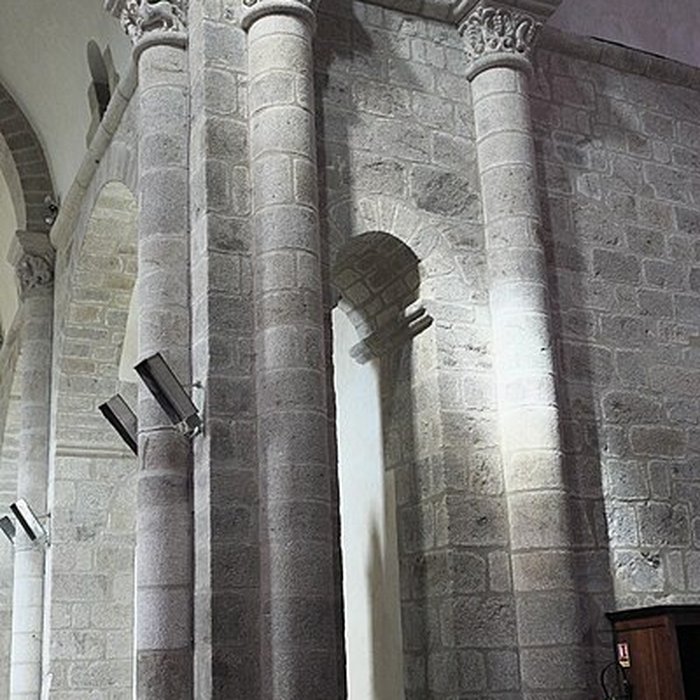 Photo de Église Saint-Barthélémy de Bénévent-lAbbaye