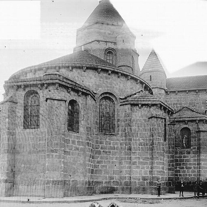 Photo de Église Saint-Barthélémy de Bénévent-lAbbaye