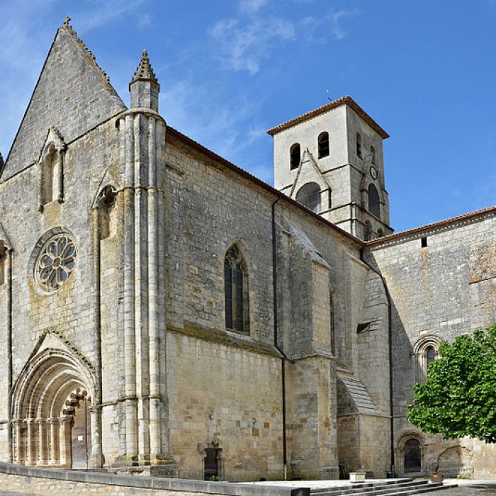 Photo de Eglise Saint-Barthélémy ou Saint-Arthémy de Blanzac