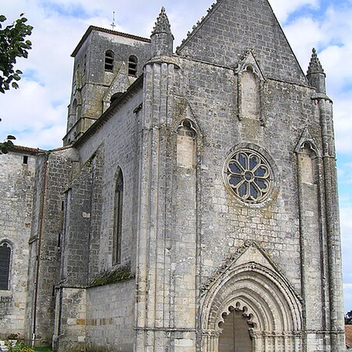 Photo de Eglise Saint-Barthélémy ou Saint-Arthémy de Blanzac