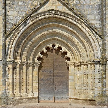 Eglise Saint-Barthélémy ou Saint-Arthémy de Blanzac