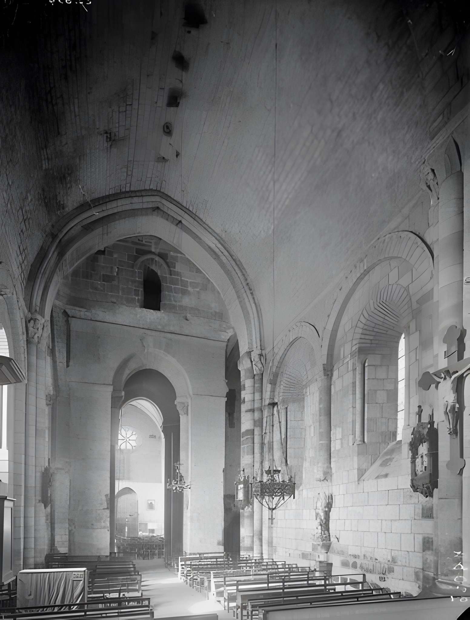 Eglise Saint-Barthélémy ou Saint-Arthémy de Blanzac