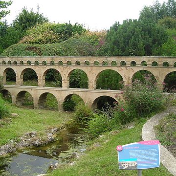 Aqueduc de Nîmes