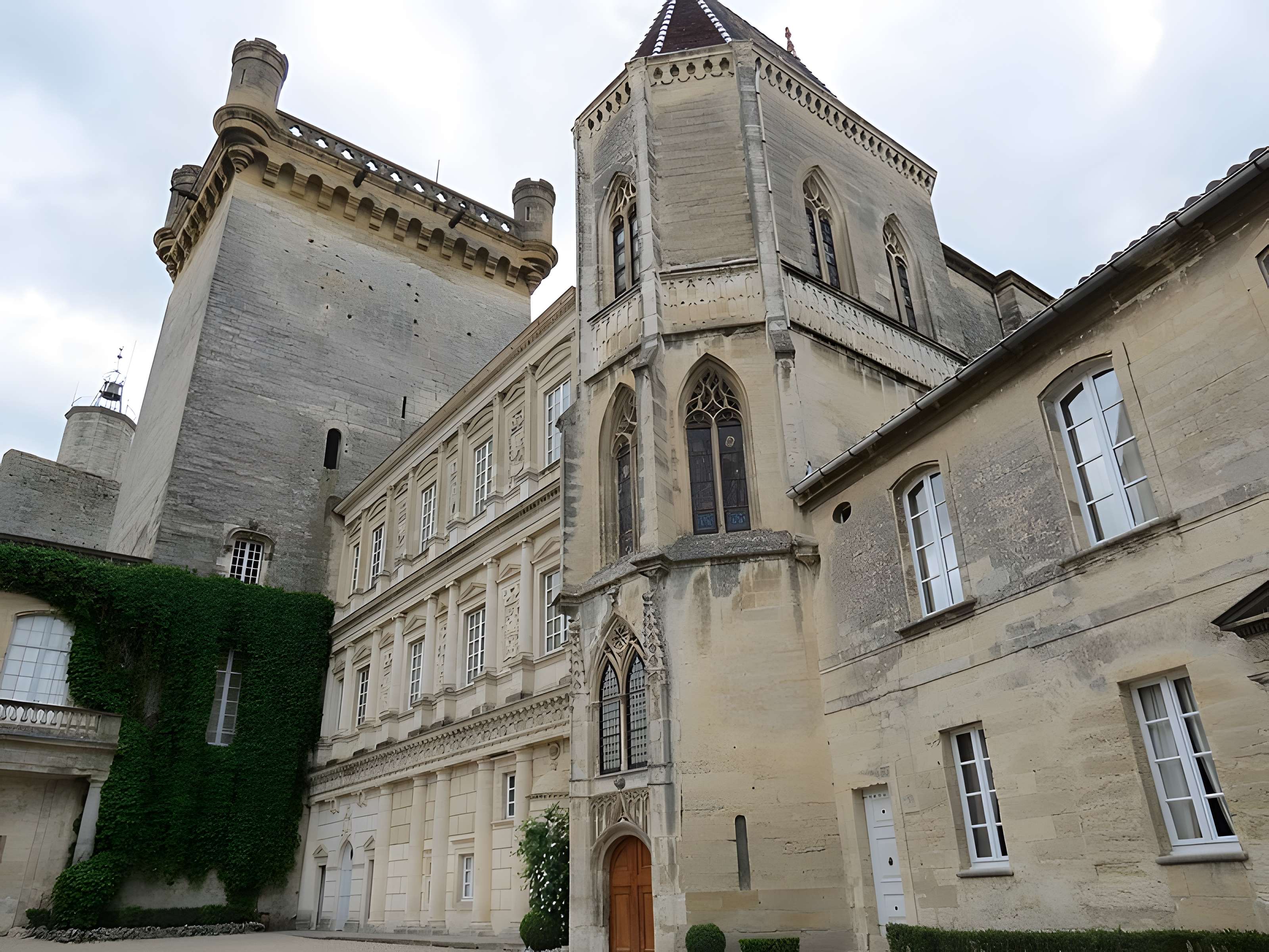 Château dit Le Duché
