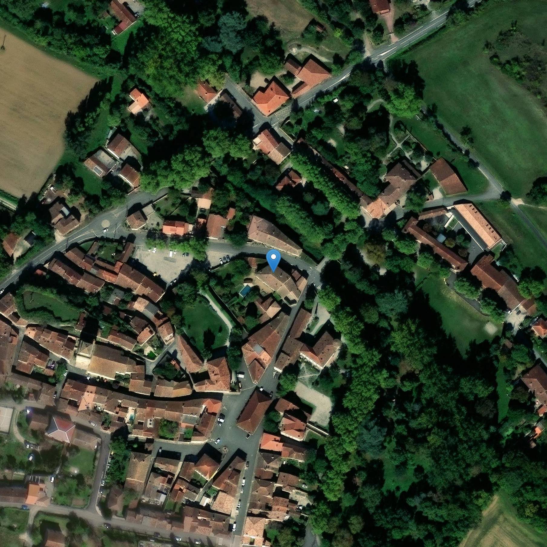 Photo de Maison Sarda de Caumont dépendant de l'ancien château