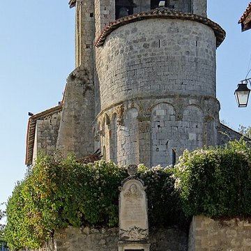 Église Saint-Basile de Lusignan-Grand