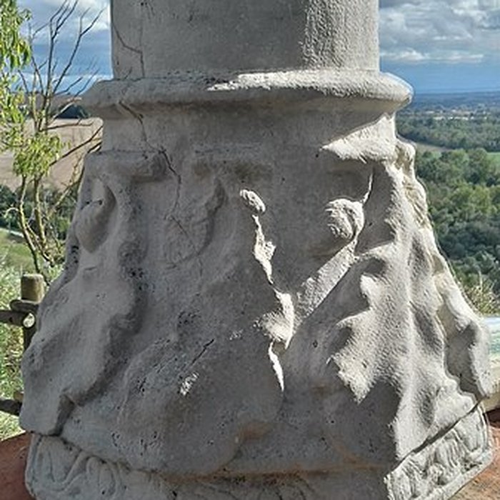 Photo de Socle de croix