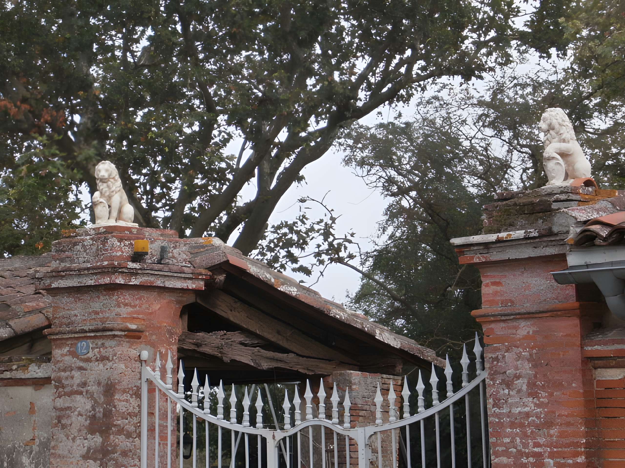 Pavillon dit Louis XVI