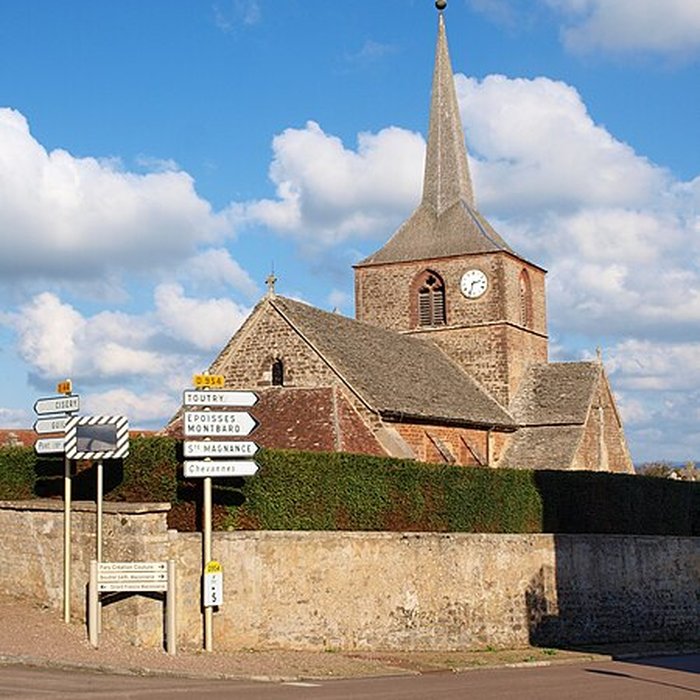Photo de Église Saint-Bénigne de Savigny-en-Terre-Plaine
