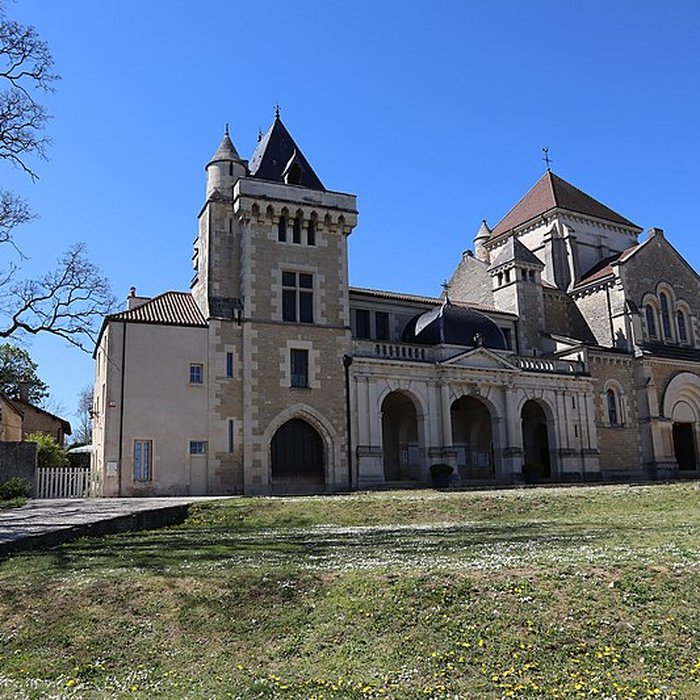 Photo de Église Saint-Bernard de Fontaine-lès-Dijon