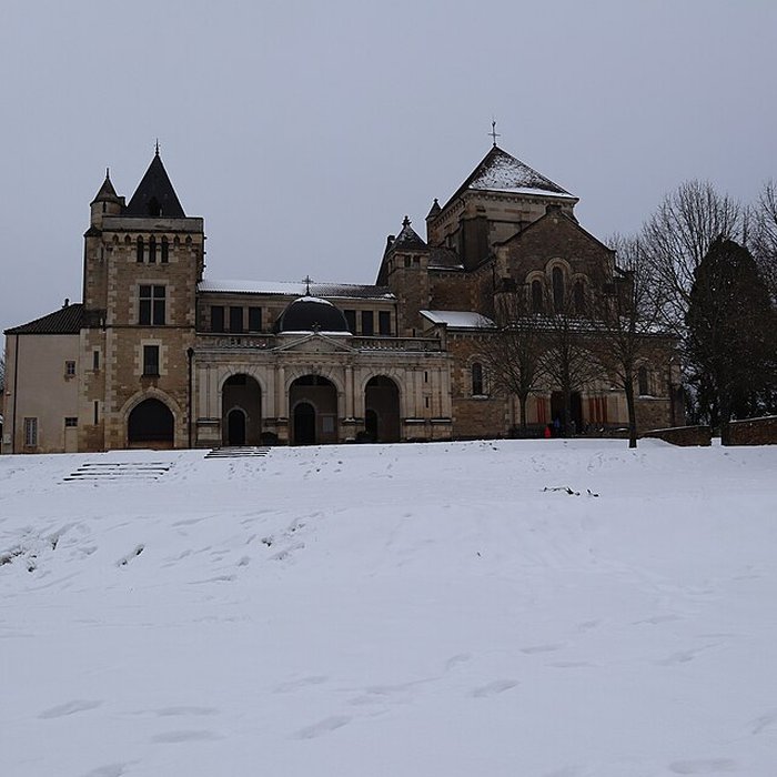 Photo de Église Saint-Bernard de Fontaine-lès-Dijon
