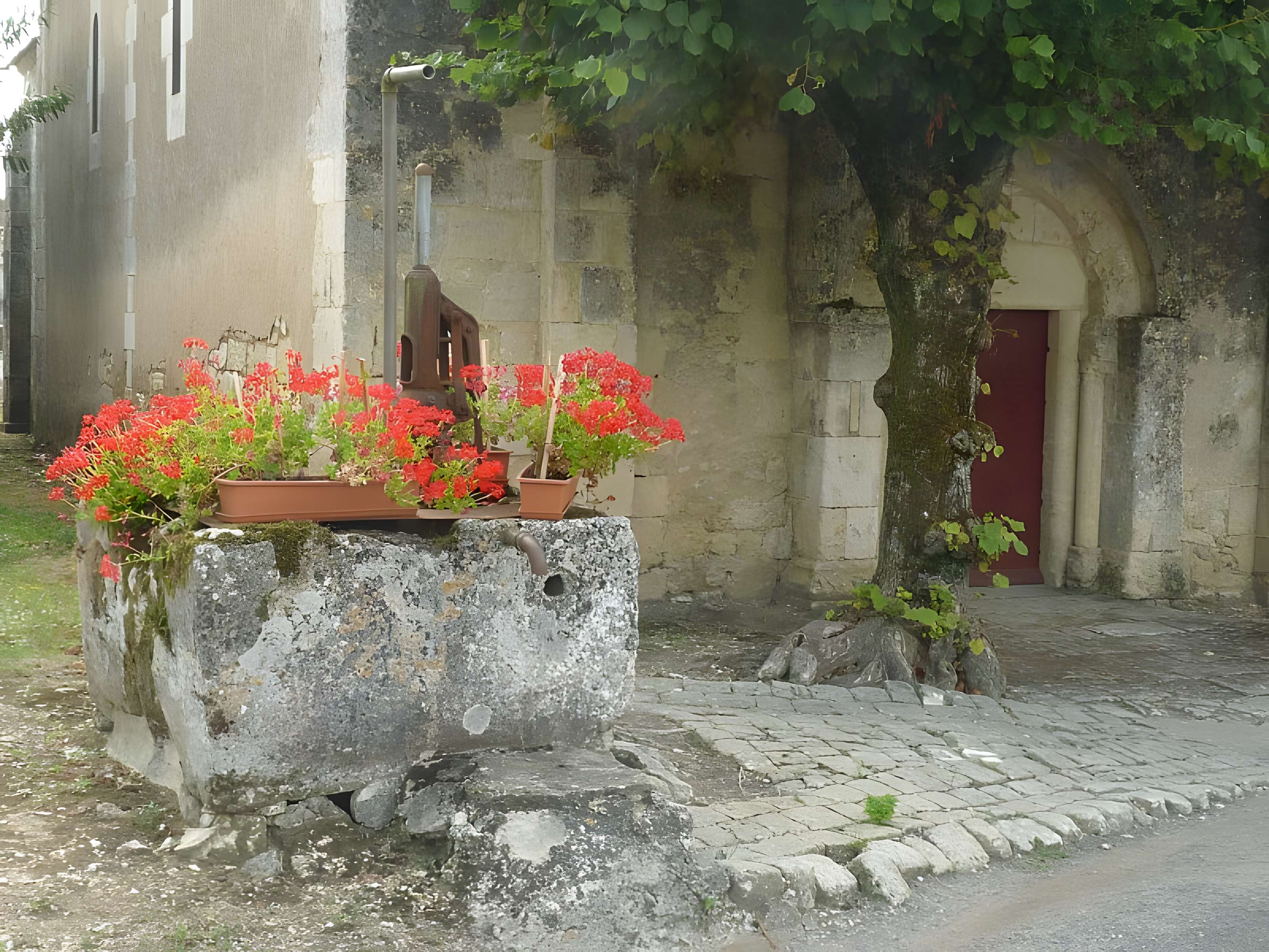 Église Saint-Blaise de Givrezac