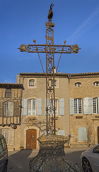 Photo de Croix en fer forgé