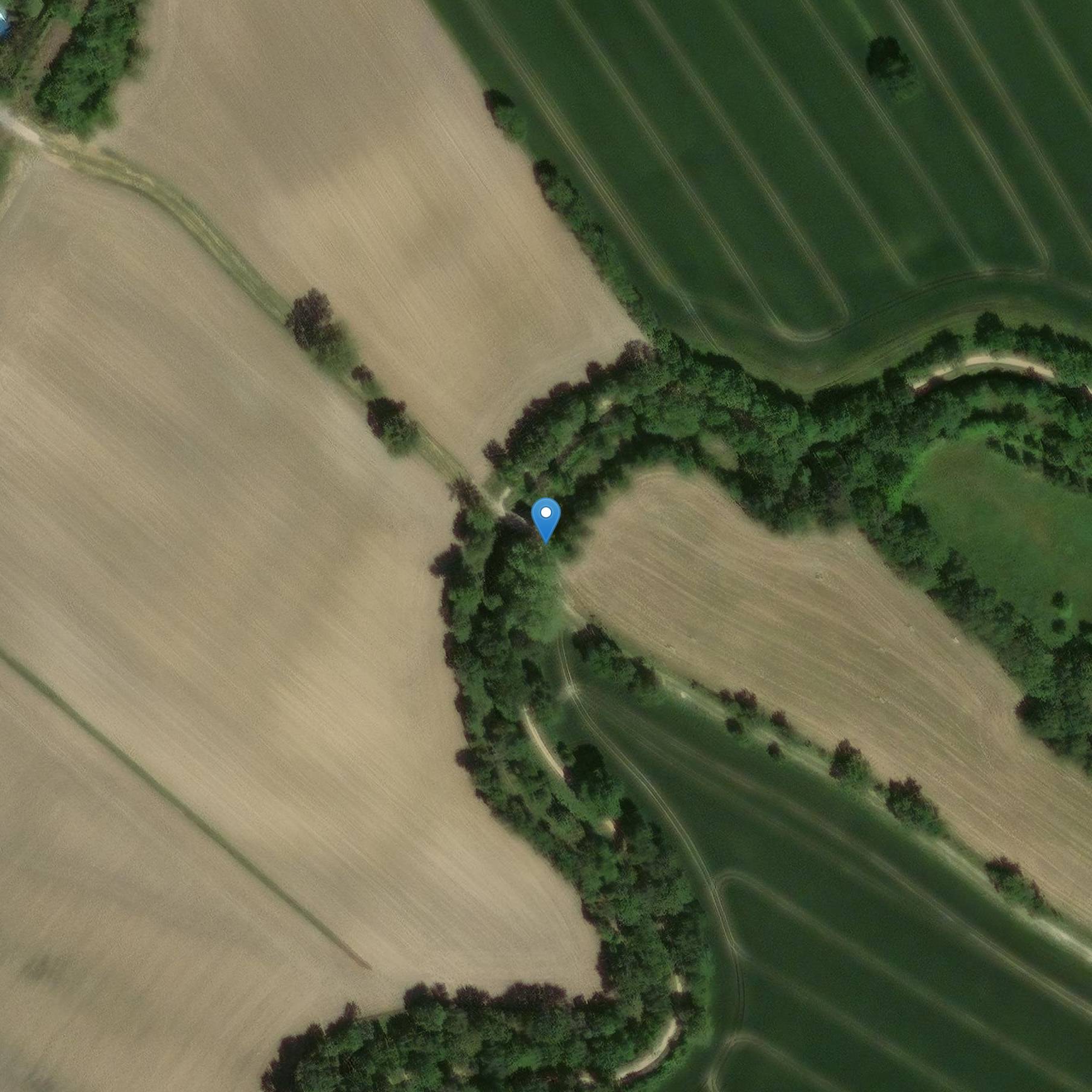 Photo de Pont Vieux de Cailhavel o Pont Saint-Jean, en el Rigole de la Plaine